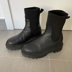 Poppy Barley The Three Season Boots in size 5.5